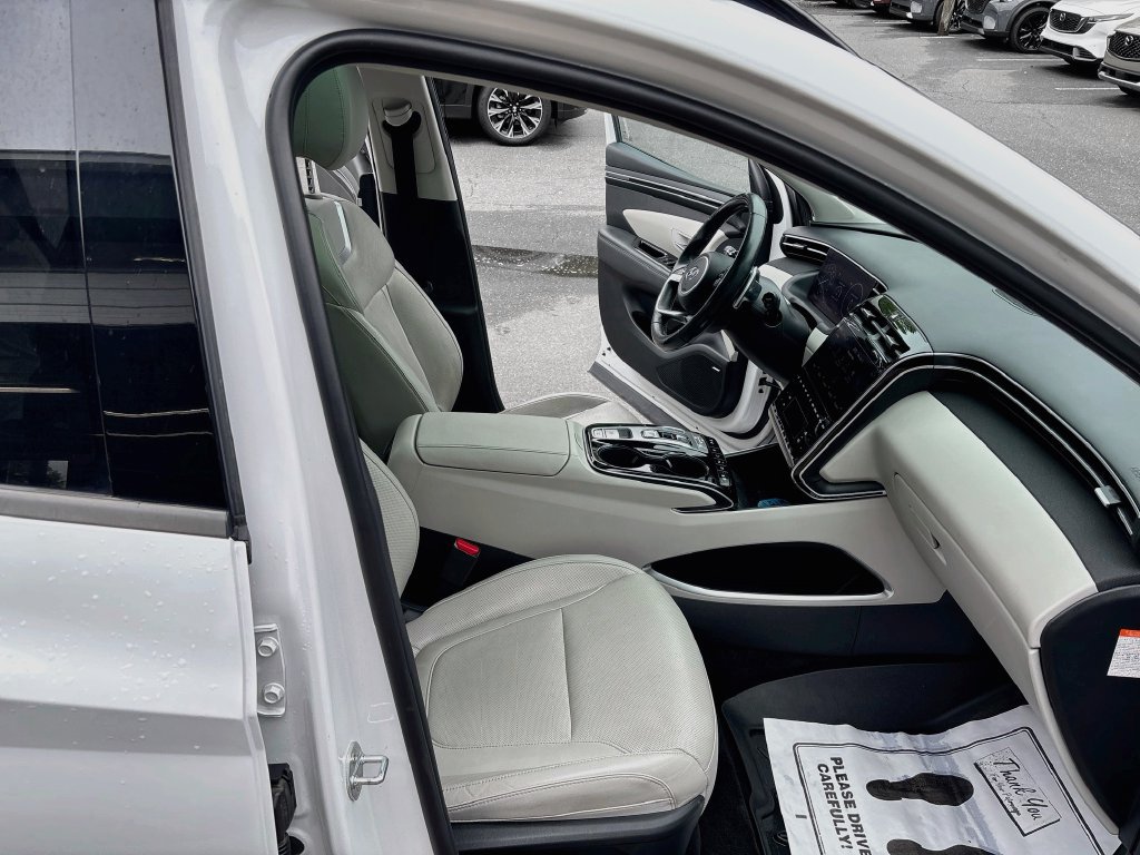 Used 2022 Hyundai Tucson Limited AWD/4WD image 32