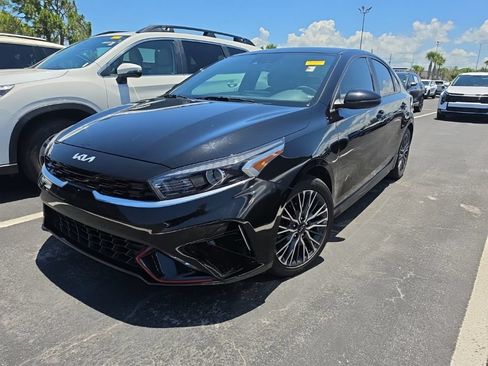 Certified 2023 Kia Forte GT-Line FWD image 6