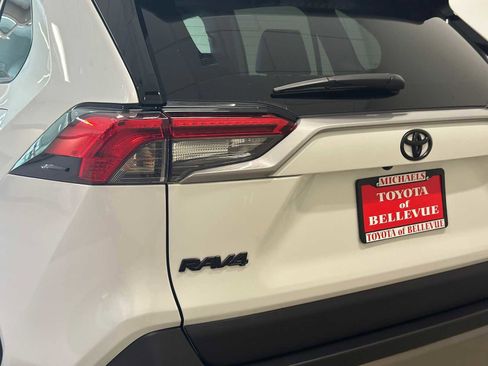 Certified 2025 Toyota RAV4 Limited w/ Advanced Technology Package AWD/4WD image 7