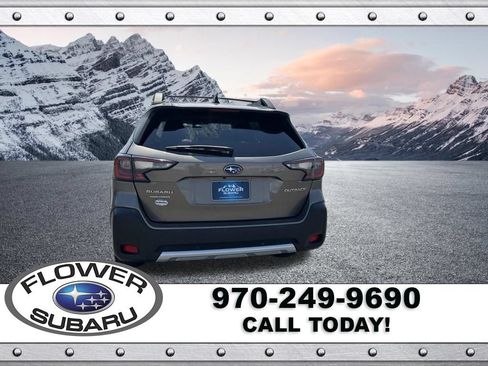 Used 2023 Subaru Outback Limited AWD/4WD image 6