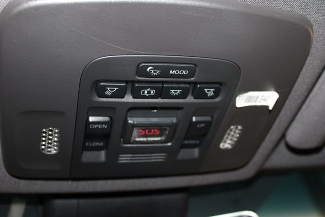 Used 2019 Toyota Avalon Limited w/ All Weather Liner Package FWD image 32