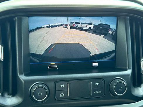Used 2021 Chevrolet Colorado LT w/ Redline Special Edition AWD/4WD image 11