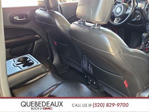 Used 2020 Jeep Compass Trailhawk AWD/4WD image 25