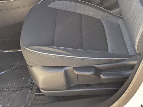 Used 2025 Chevrolet TrailBlazer LT image 19