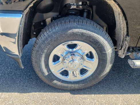 New 2025 RAM 2500 Tradesman image 27