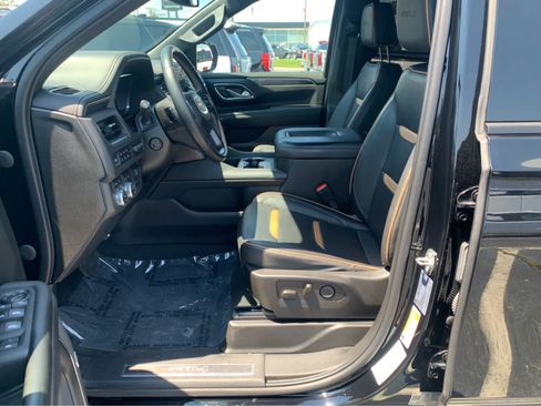 Used 2022 GMC Yukon AT4 AWD/4WD image 10