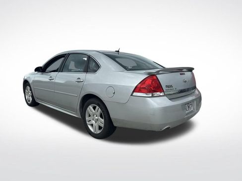 Used 2009 Chevrolet Impala LT w/ Sun and Wheel Package FWD image 8