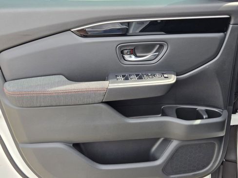 New 2026 Honda Pilot Sport image 11