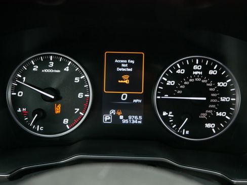 Used 2021 Subaru Outback Limited image 21