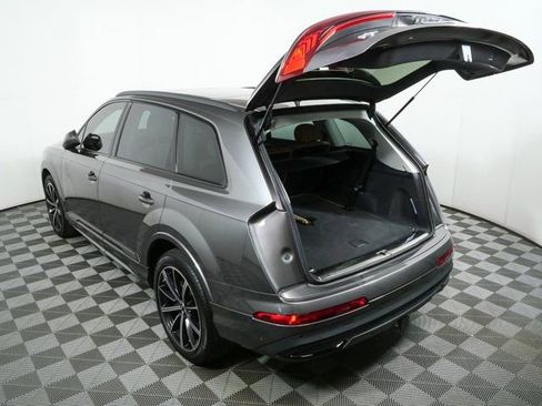 Used 2023 Audi Q7 3.0T Premium Plus w/ Premium Plus Package AWD/4WD image 31