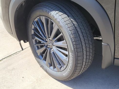 New 2026 Nissan Pathfinder SL image 11