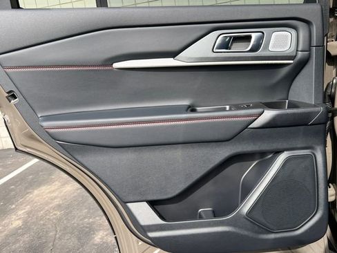 New 2026 Ford Explorer ST w/ Sun And Sound Package image 41