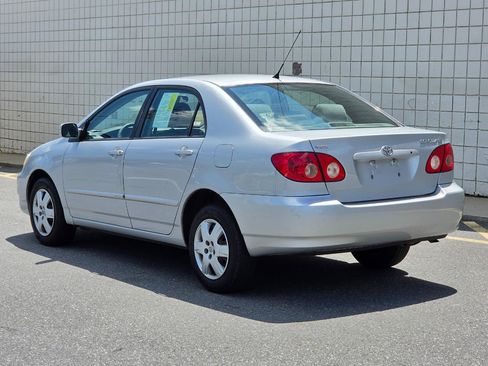 Used 2005 Toyota Corolla CE FWD image 5