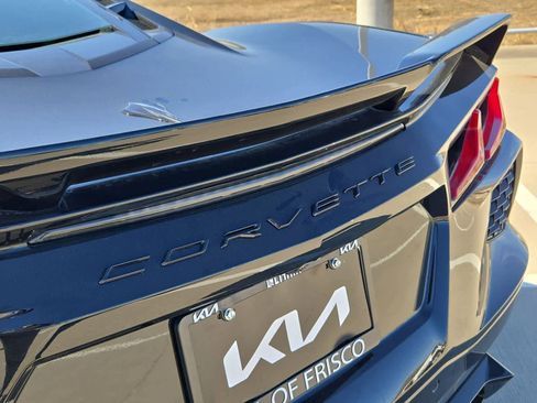 Used 2023 Chevrolet Corvette Stingray Coupe w/ Z51 Performance Package image 11