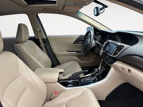 Used 2016 Honda Accord EX-L image 14