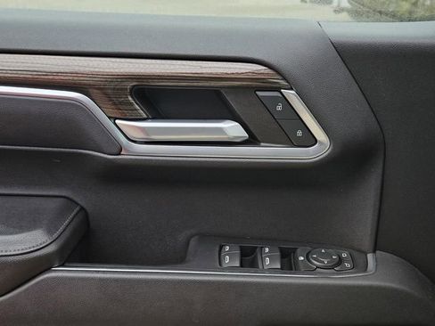 Used 2022 Chevrolet Silverado 1500 LT image 24