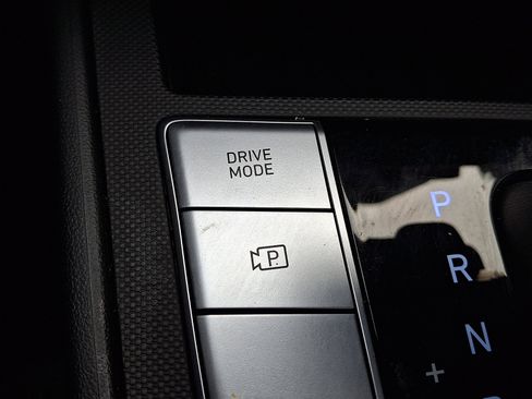 Certified 2023 Hyundai Elantra SEL image 21