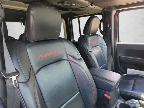 Used 2018 Jeep Wrangler Unlimited Rubicon AWD/4WD image 13