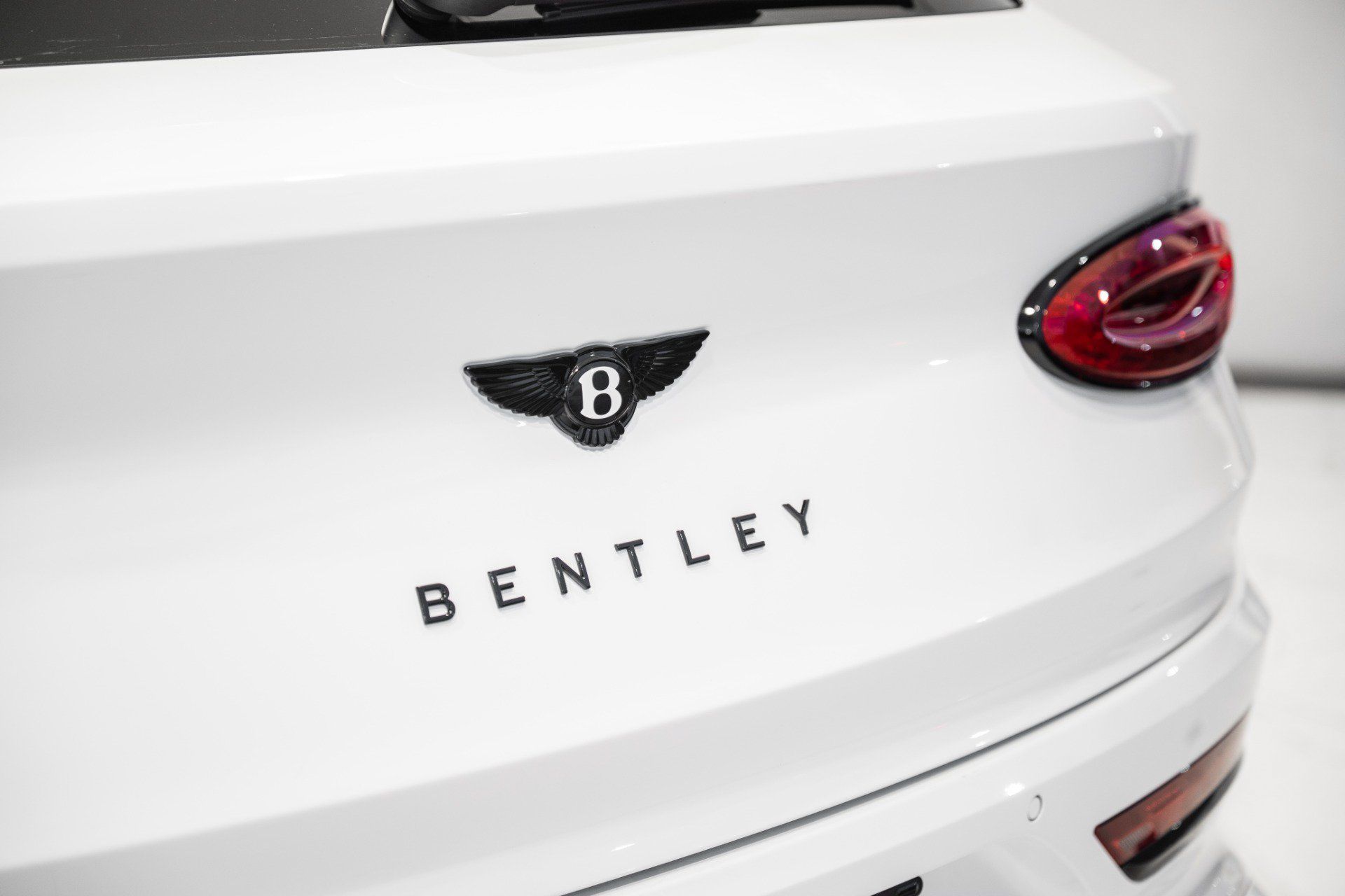 Used 2021 Bentley Bentayga Speed AWD/4WD image 52