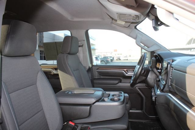 Used 2025 Chevrolet Silverado 2500 LT w/ Safety Package AWD/4WD image 16