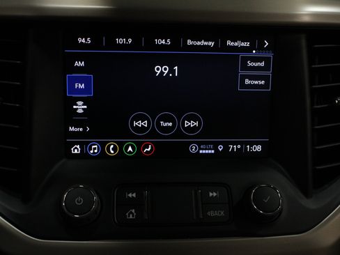 Used 2023 GMC Acadia Denali AWD/4WD image 16