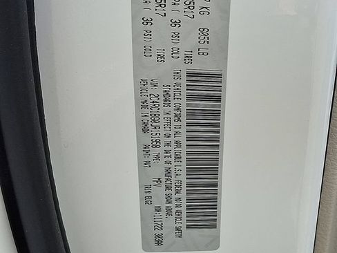 Used 2018 Chrysler Pacifica Touring-L FWD image 27