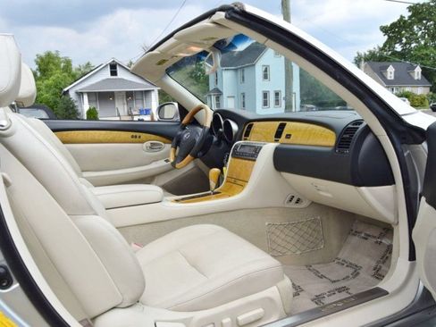 Used 2003 Lexus SC 430 Convertible RWD image 27
