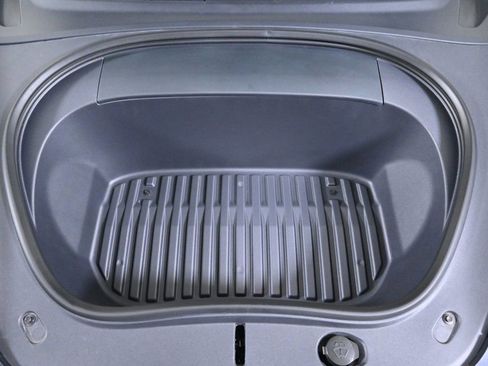 Used 2024 Tesla Model 3 image 21
