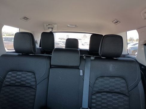 Used 2024 Nissan Pathfinder S image 13