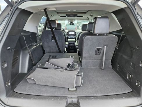 Used 2020 Chevrolet Traverse Premier AWD/4WD image 32