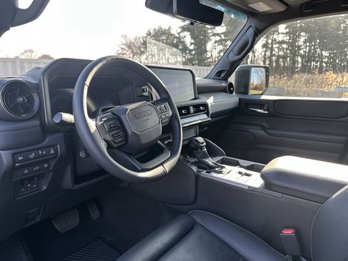 Used 2025 Toyota Land Cruiser image 15