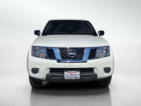 Used 2019 Nissan Frontier SV AWD/4WD image 2