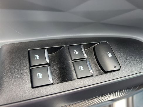 New 2026 Ford Maverick XL image 12