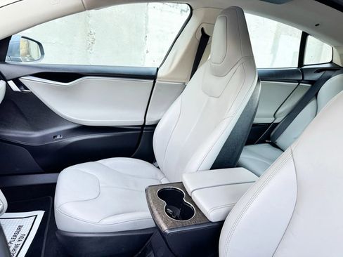 Used 2013 Tesla Model S image 13