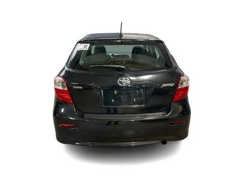 Used 2010 Toyota Matrix image 4