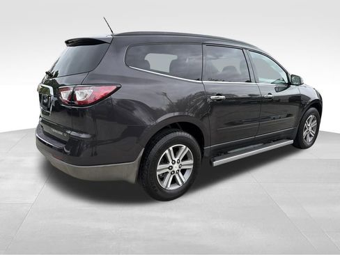 Used 2015 Chevrolet Traverse LT image 8