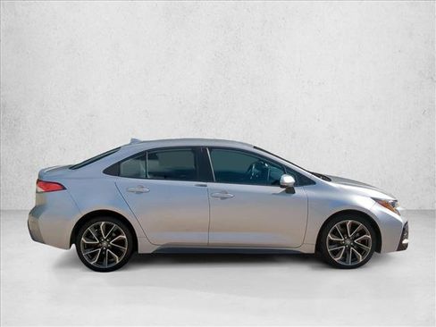 Used 2020 Toyota Corolla SE FWD image 4