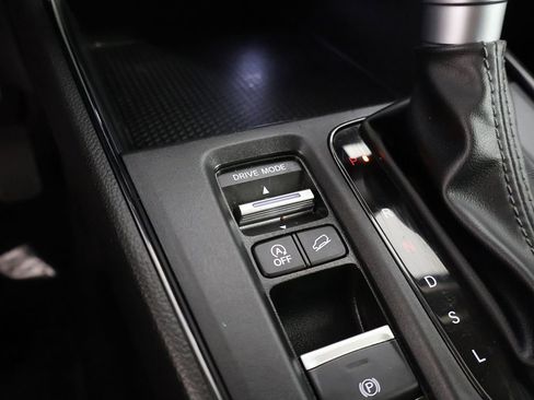 Used 2025 Honda CR-V LX image 45