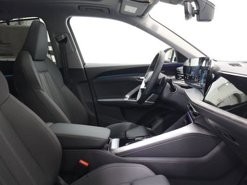 New 2026 Audi Q5 Premium Plus image 21