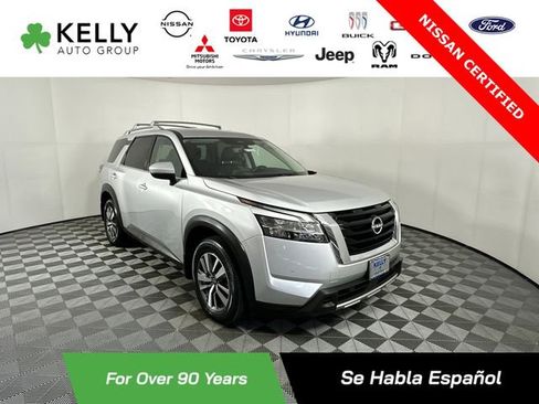 Certified 2023 Nissan Pathfinder SL AWD/4WD image 1