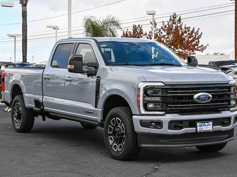 New 2026 Ford F350 Platinum AWD/4WD image 3