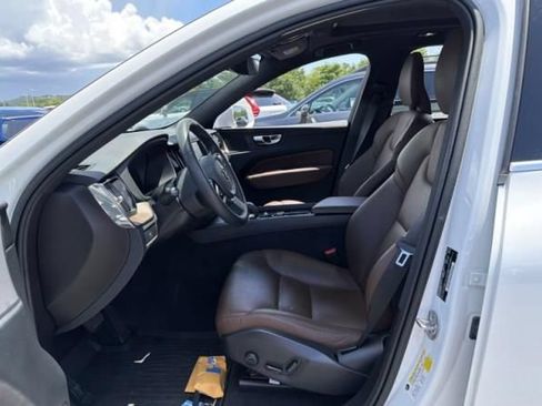 Used 2023 Volvo XC60 B5 Plus w/ Protection Package Premier FWD image 2