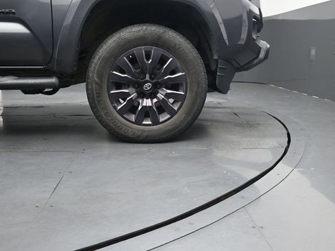 Used 2021 Toyota Tacoma Limited w/ Nightshade Package AWD/4WD image 11