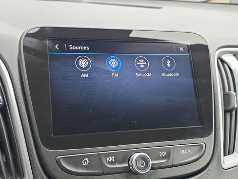 Used 2023 Chevrolet Malibu LT image 27