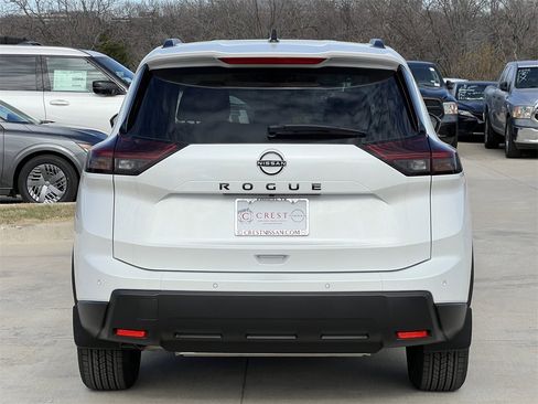 New 2026 Nissan Rogue SV image 5