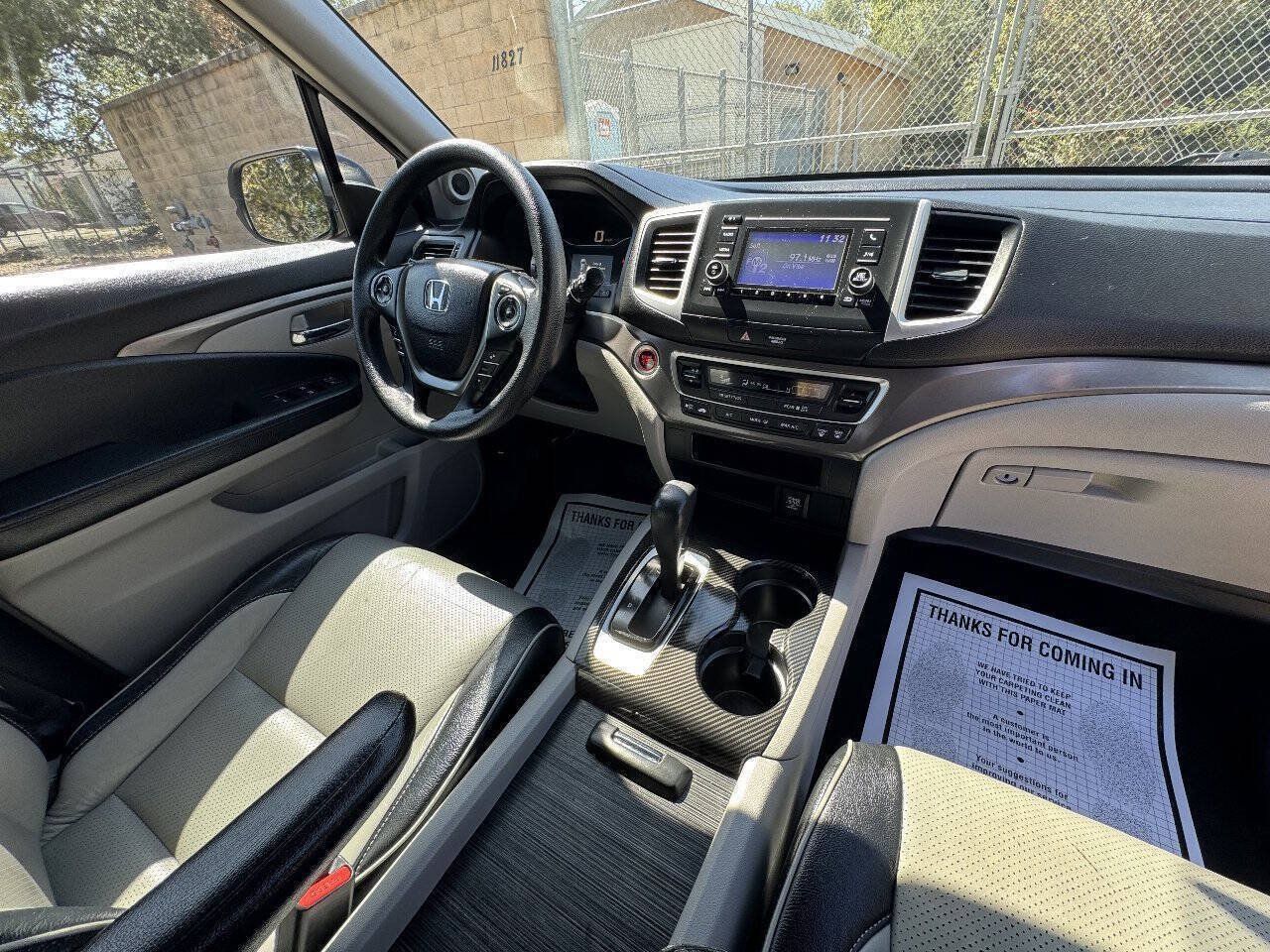 Used 2017 Honda Pilot LX image 24