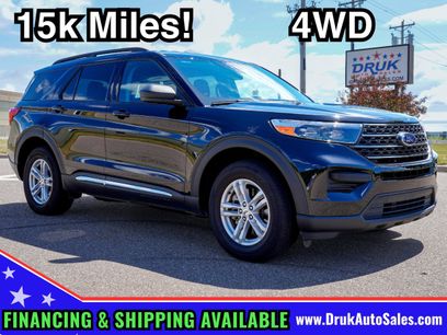 Used 2024 Ford Explorer XLT