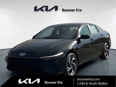 Used 2025 Hyundai Elantra Sport w/ Cargo Package