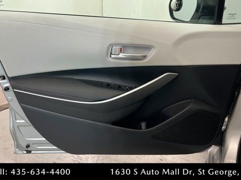 Used 2025 Toyota Corolla SE image 14
