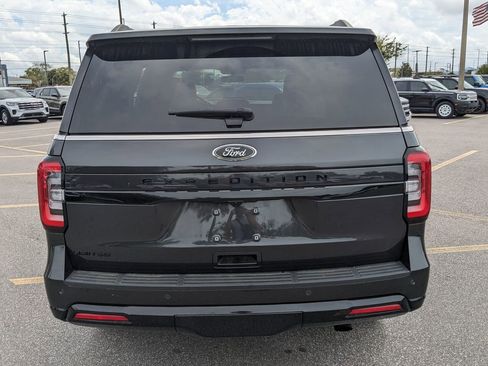 Used 2024 Ford Expedition Limited image 7